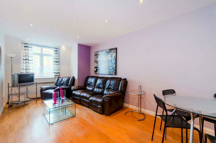 2 Bedroom Flat To Rent In Station Road, Harrow, HA1