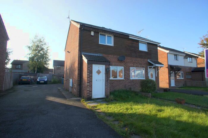 2 Bedroom Semi-Detached House To Rent In Hobkirk Drive, Sinfin, DE24