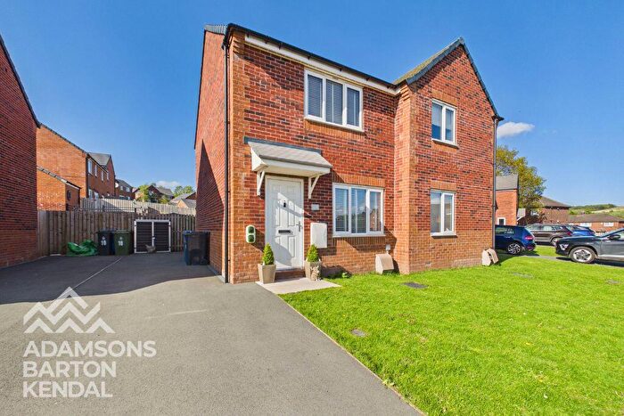 2 Bedroom Semi-Detached House For Sale In Spring Mill Avenue, Whitworth, OL12