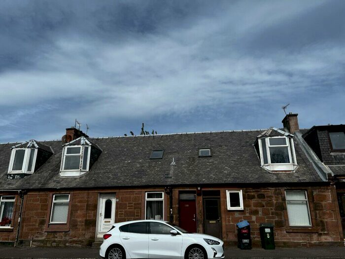 3 Bedroom Flat To Rent In Loudoun Rd Newmilns, KA16