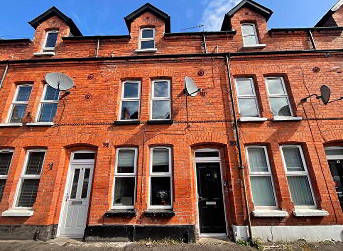 3 Bedroom Mid Terraced House For Sale In Delaware Street, Belfast, BT6
