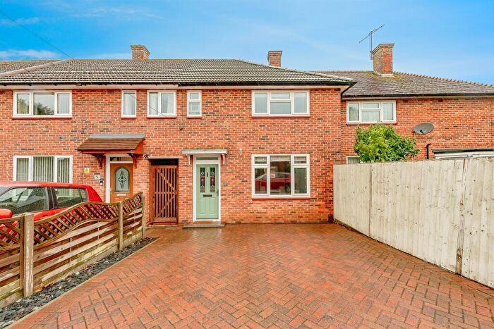 2 Bedroom Terraced House For Sale In Sunstone Grove, Merstham, Redhill, RH1
