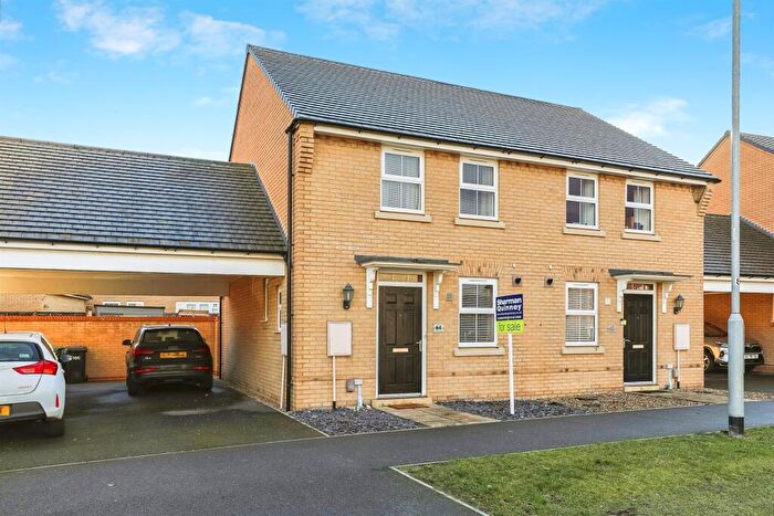 3 Bedroom Semi Detached House For Sale In Gumcester Way, Godmanchester, Huntingdon, PE29