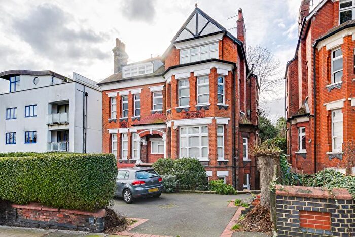 3 Bedroom Flat To Rent In Stanhope Road, Highgate, N6