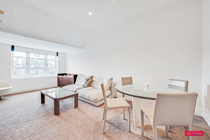 3 Bedroom Flat To Rent In Westbourne Terrace, London, W2