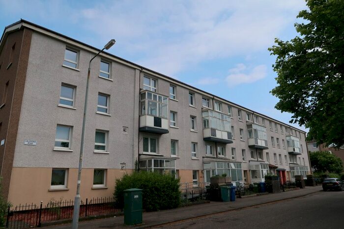 1 Bedroom Flat To Rent In Gilmour Place, Oatlands, New Gorbals, G5