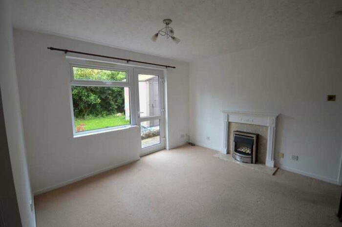 1 Bedroom Property To Rent In Hewes Close, Glen Parva, Leicester, LE2