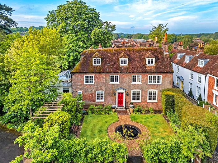 6 Bedroom Detached House For Sale In St. Peters Street, Bishops Waltham, SO32