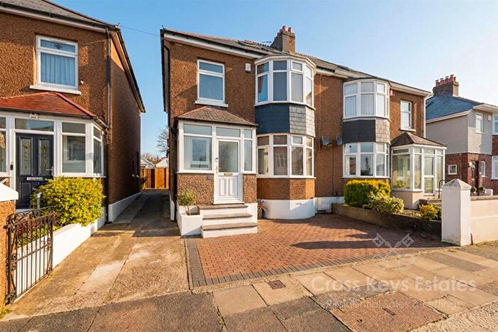 3 Bedroom Semi Detached House For Sale In Beaconfield Road, Beacon Park, PL2