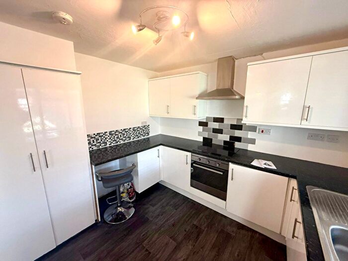 3 Bedroom Semi Detached House To Rent In Greenwich Drive South, Derby, DE22