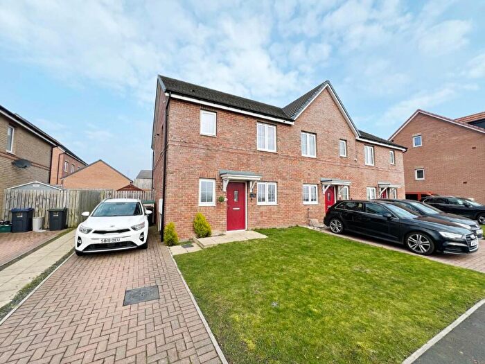3 Bedroom End Of Terrace House For Sale In Nable Hill Close, Chilton, Ferryhill, DL17