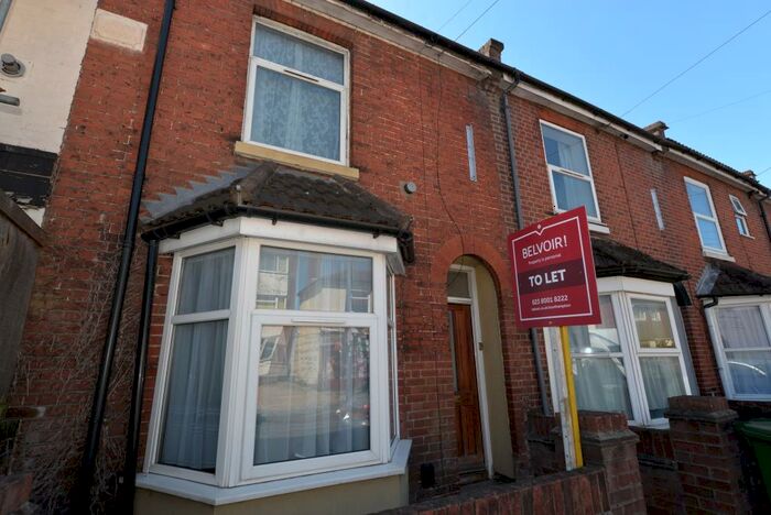 5 Bedroom House Of Multiple Occupation To Rent In Lodge Road, Southampton, SO14