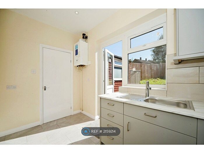 3 Bedroom Terraced House To Rent In Northover, Bromley, BR1
