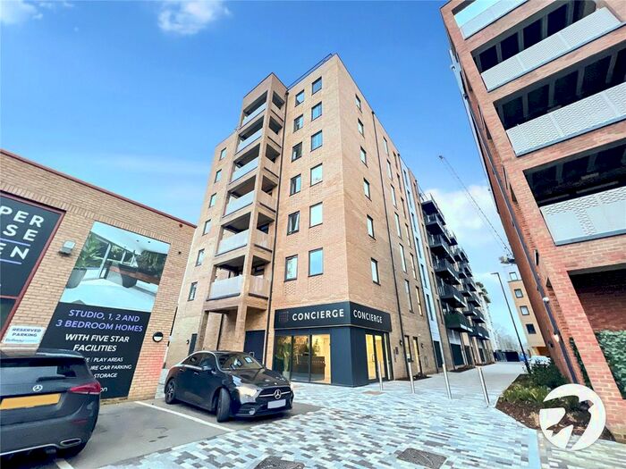 2 Bedroom Flat To Rent In Brewers Square, Dartford, DA1