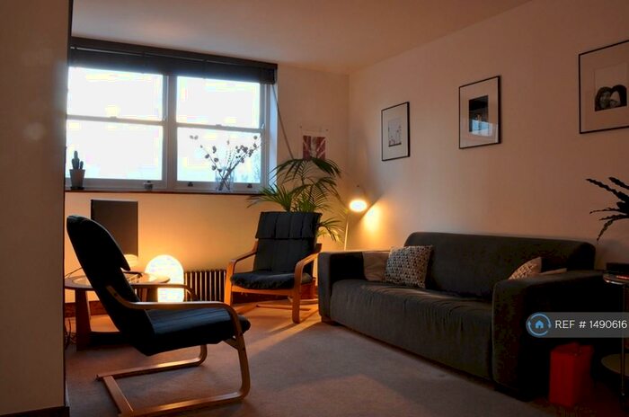 1 Bedroom Flat To Rent In Wood Close, London, E2