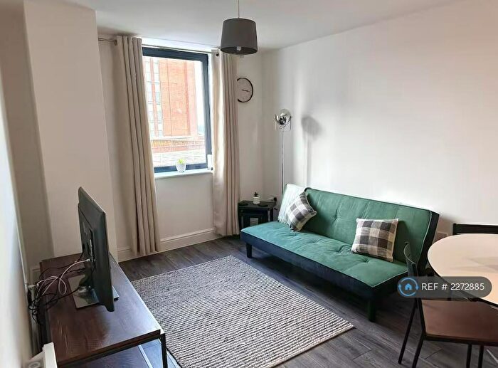 2 Bedroom Flat To Rent In Queens House, Sheffield, S1