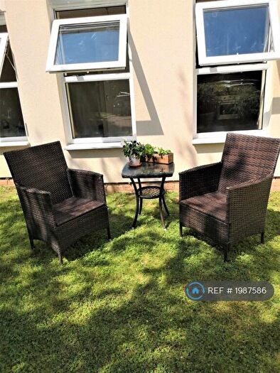 1 Bedroom Flat To Rent In Boxmoor, Hemel Hempstead, HP1