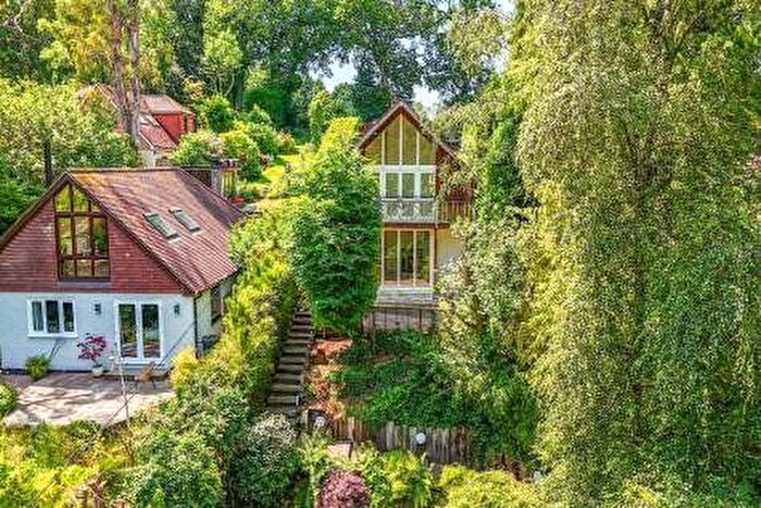 3 Bedroom Detached House For Sale In Marley Lane, Haslemere, GU27