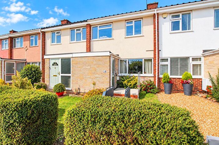 3 Bedroom Terraced House For Sale In Willoughby Close, Great Barford, MK44
