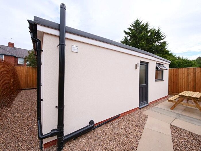 2 Bedroom Flat To Rent In Constantine Avenue, Tang Hall, York, YO10