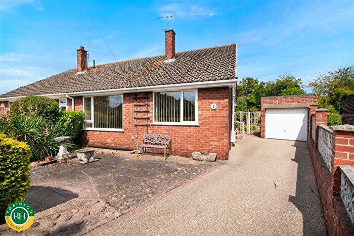 2 Bedroom Semi-Detached Bungalow For Sale In St. Marys Crescent, Tickhill, Doncaster, DN11