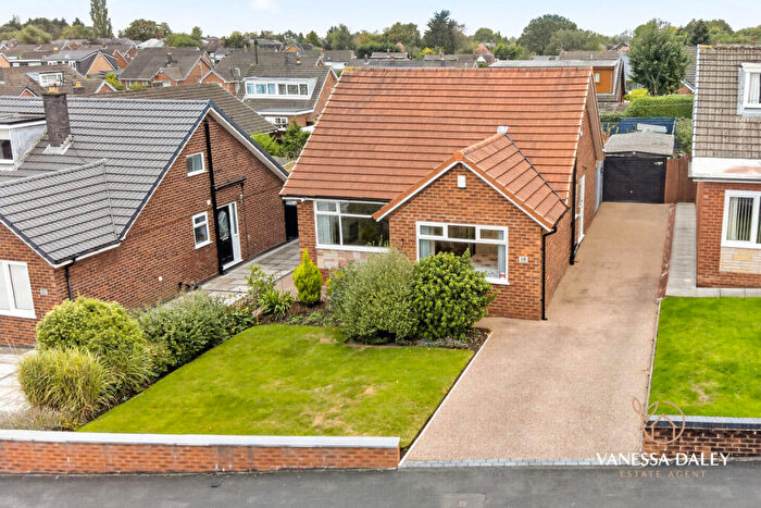 2 Bedroom Detached Bungalow For Sale In Tinkerfield, Preston, PR2