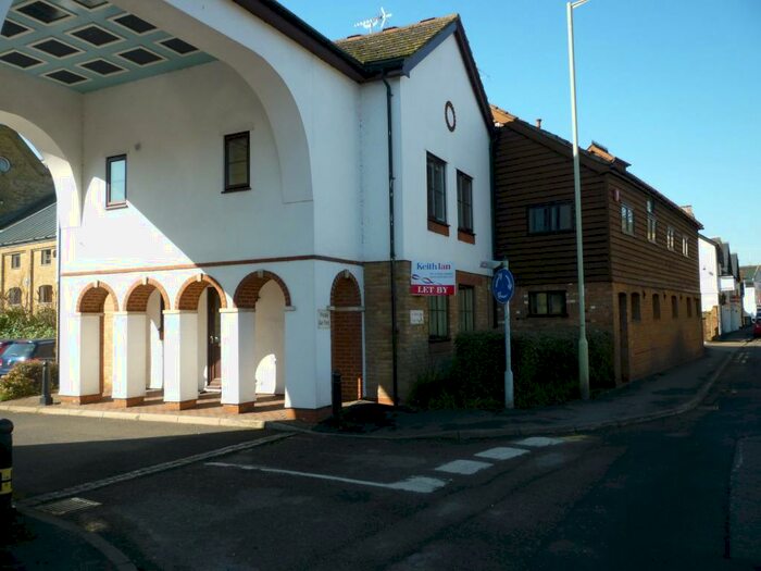 1 Bedroom Apartment To Rent In Albany Mews, Ware, SG12