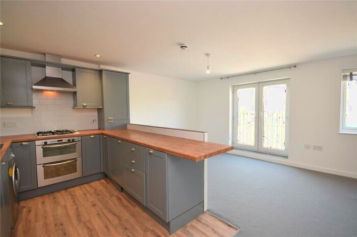 2 Bedroom Apartment To Rent In Pavilion House, York Road, Leeds, LS14