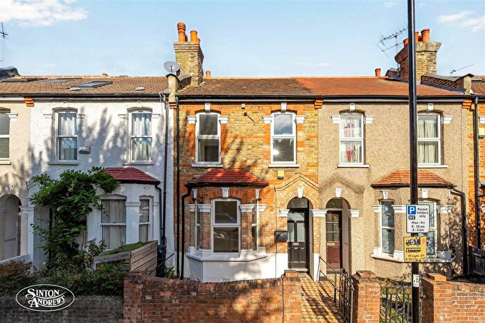 3 Bedroom Terraced House For Sale In Chesham Terrace, Northfields, W13