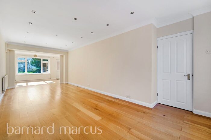 3 Bedroom Property To Rent In Park Way, Feltham, TW14