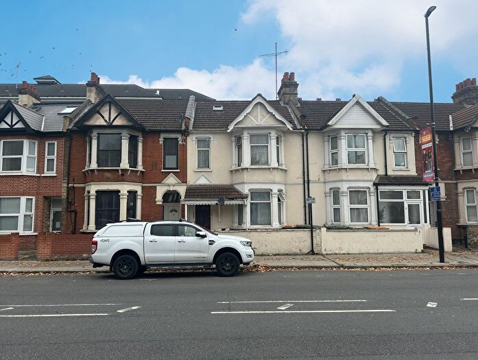 8 Bedroom Property For Sale In High Street South, East Ham, London, E6