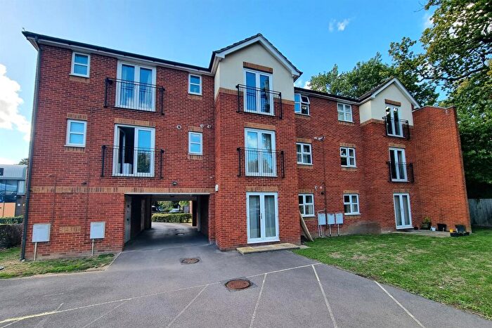 1 Bedroom Flat To Rent In Boyatt Wood, SO50