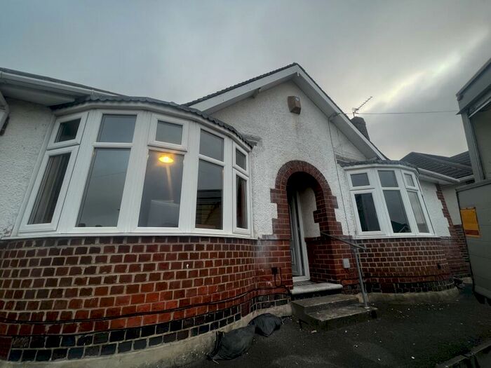 2 Bedroom Bungalow To Rent In Littleover, Derby, DE23