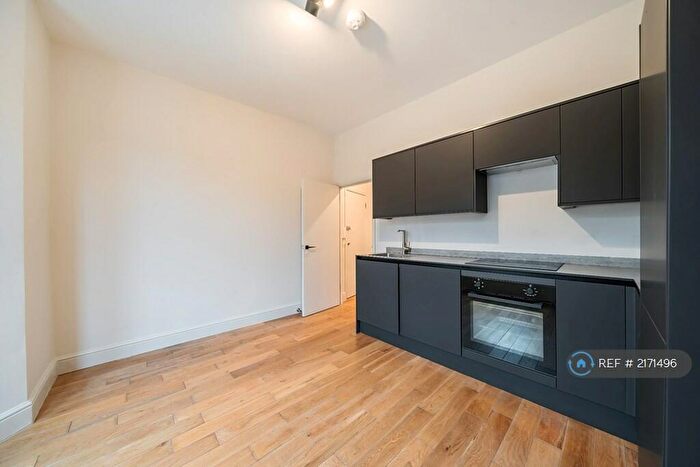 1 Bedroom Flat To Rent In Clarence Road, London, N22