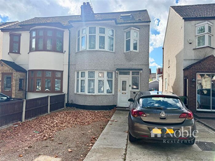4 Bedroom Semi-Detached House For Sale In Rush Green Road, Rush Green, Romford, RM7