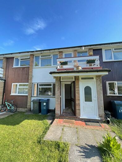 2 Bedroom Flat To Rent In Fontwell Close, Harrow, HA3