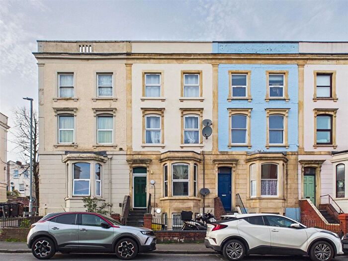 1 Bedroom Flat For Sale In City Road, Bristol, BS2