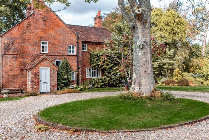 5 Bedroom Detached House For Sale In Westridge, Highclere, RG20