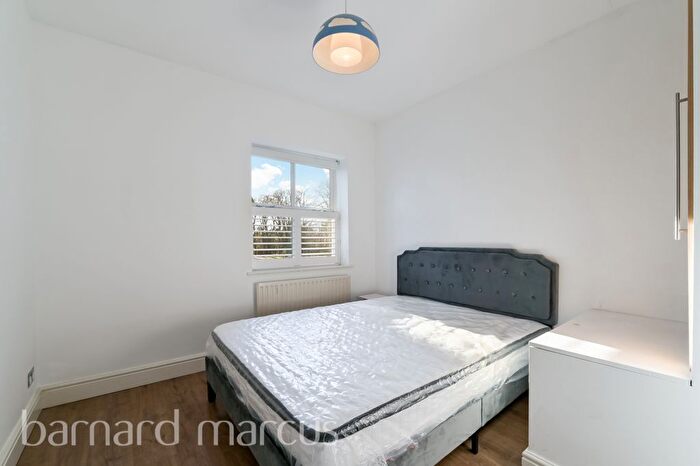 3 Bedroom Property To Rent In Freeland Road, London, W5