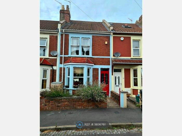 2 Bedroom Terraced House To Rent In Highworth Road, Bristol, BS4