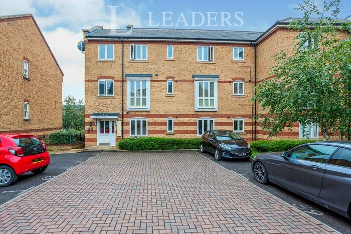 2 Bedroom Flat To Rent In Chapman Way, Haywards Heath, RH16