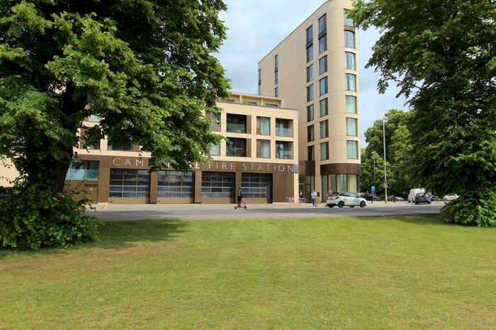 3 Bedroom Apartment To Rent In Parkside Place, Cambridge, CB1