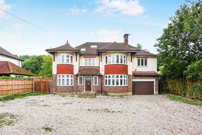 6 Bedroom Detached House To Rent In Wilbury Avenue, Sutton, SM2