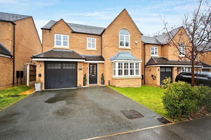 4 Bedroom Detached House For Sale In Wood Green Close, Standish, WN6