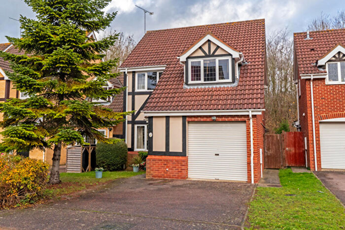 3 Bedroom Detached House For Sale In Larksway, Bishop's Stortford, Hertfordshire, CM23