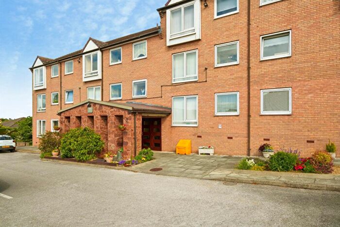1 Bedroom Flat For Sale In Redcroft, Greasby, Wirral, CH49
