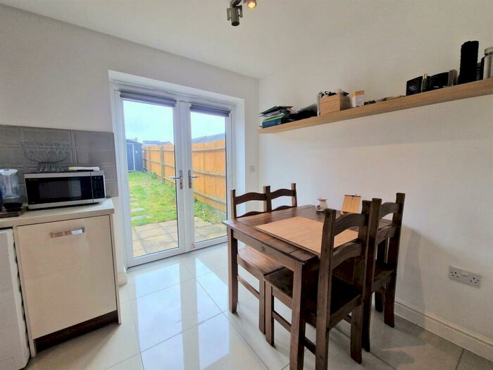 2 Bedroom Semi-Detached House For Sale In Frogmill Road, Northfield, Birmingham, B31