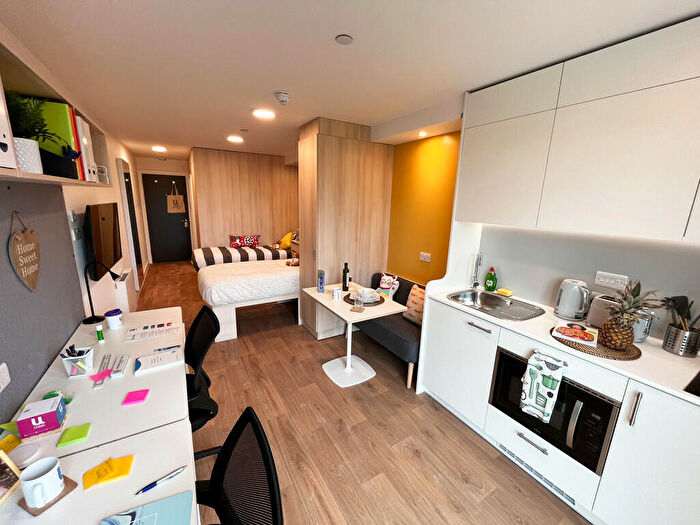 Studio To Rent In Walnut Tree Close, Guildford, GU1