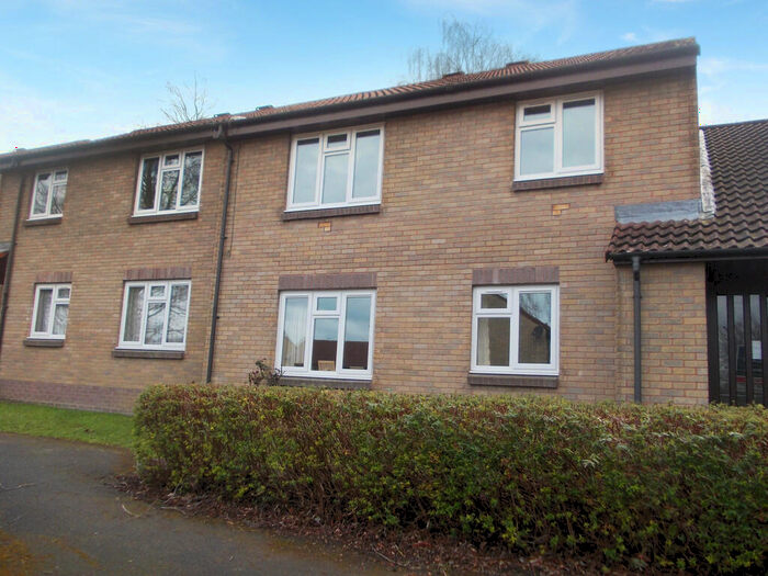 1 Bedroom Apartment To Rent In Street, Somerset, BA16