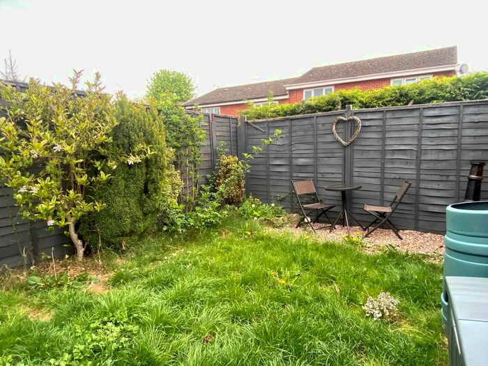 2 Bedroom Property To Rent In Grantham Close, Hereford, HR2